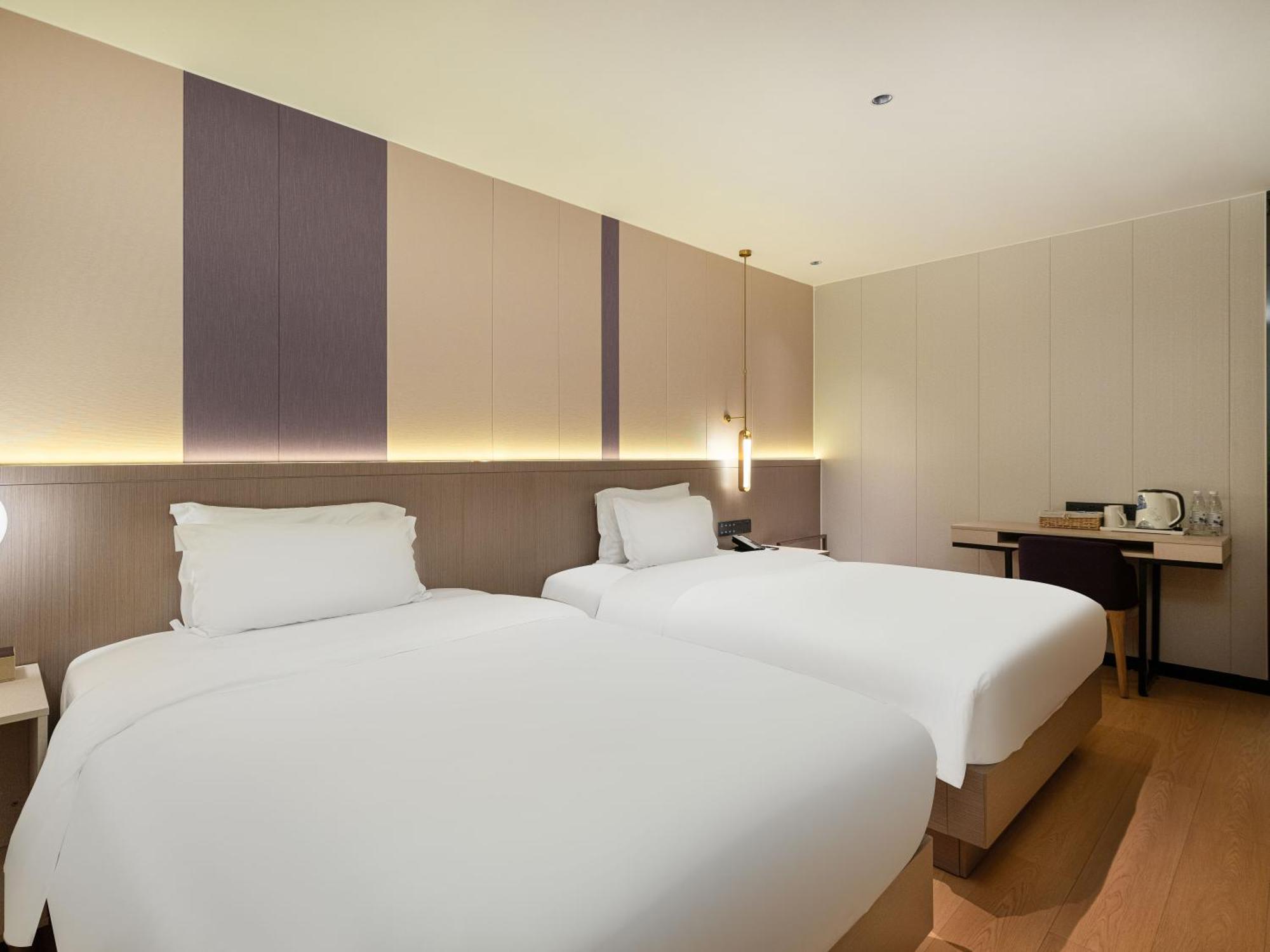 Lavande International Hotel Guangzhou Us Consulate General Guangzhou Grandview Plaza Branch - Free Shuttle Bus To Canton Fair Complex During Canton Fair Period & Free Vpn Internet Access Εξωτερικό φωτογραφία